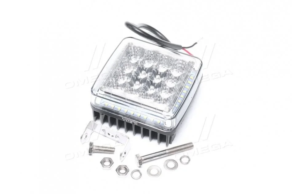 Фара LED прямокутна 27W, 16+36 ламп, 107*109мм, комб. промінь 12/24V 6000K, 3600Lm (JUBANA) Jubana 453701084 (фото 1)
