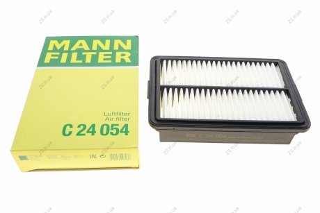 Фільтр повітряний HYUNDAI I30 1.4, 1.6 CRDI 16-, ELANTRA III 2.0 15- (MANN) MANN-FILTER C24054