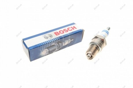 Свічка запалювання WR8DCE 0.8 NICKEL (VOLGA, DAEWOO LANOS) Bosch 0242229656