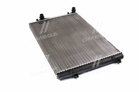 Радіатор охолодження AUDI, SEAT,VW Nissens 65279A