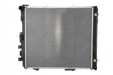 Радіатор охолодження MERCEDES Nissens 62683A