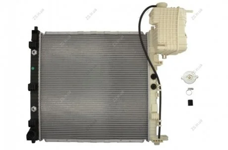 Радіатор охолодження MERCEDES Nissens 62561A