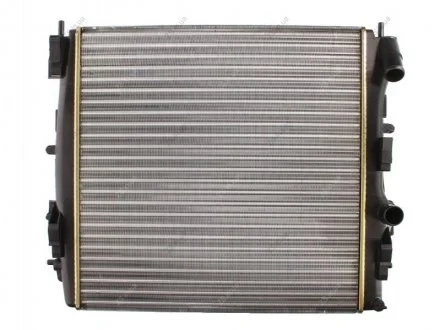 Радіатор охолодження Renault Nissens 63762
