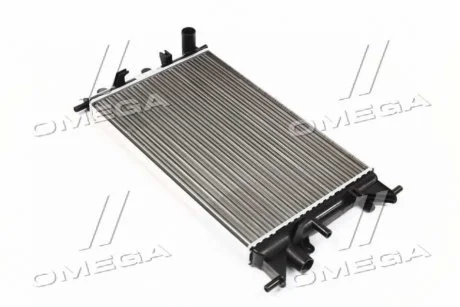 Радіатор охолодження FORD Nissens 621621