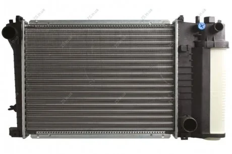 Радіатор охолодження BMW Nissens 60735A