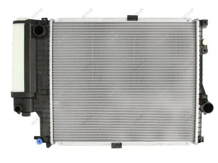 Радіатор охолодження BMW Nissens 60607A