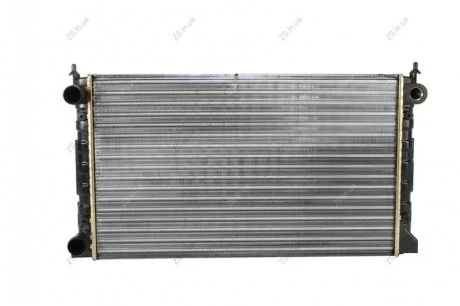 Радіатор охолодження VW Nissens 651741