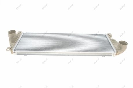 Интеркулер MERCEDES Sprinter 208D 95- (выр-во) NRF 30830