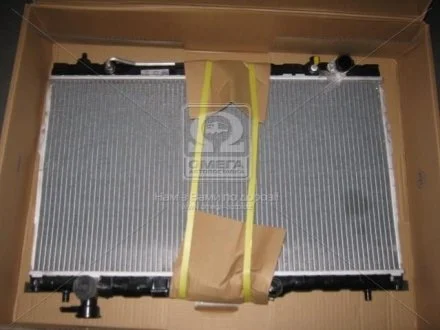 Радіатор охолодження HYUNDAI SANTA FE (SM) (00-) Nissens 67030