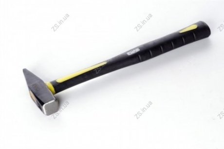 Молоток слесарный с фиберглассовой рукояткой (800 гр.) СИЛА 320126