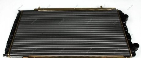 Радіатор охолодження двигуна CITROEN Jumper 01- NRF 52062A