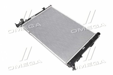 Радіатор охолодження двигуна HYUNDAI SANTA FE (2013-) Nissens 675068