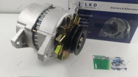 Генератор КамАЗ дв. 740, МАЗ дв. ЯМЗ 236, 28В 50 А 1,0кВт LKD Electrical ZS Г273В1