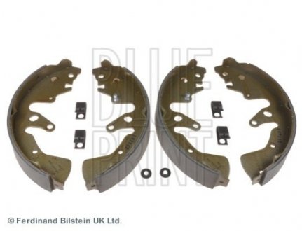 Комплект гальмівних колодок з 4 шт. барабанів Blue Print ADK84138