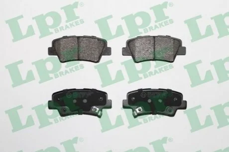 Комплект тормозных колодок из 4 шт. дисков LPR 05P1558