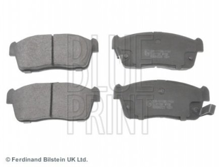 Комплект тормозных колодок из 4 шт. дисков Blue Print ADK84223 (фото 1)