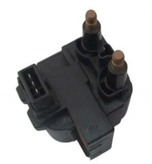 Катушка системи запалювання Magneti Marelli 060717073012