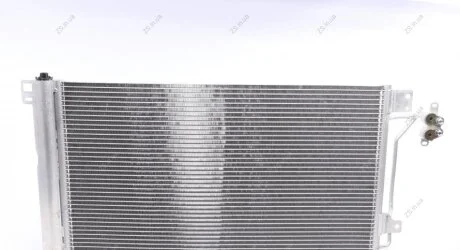 Радиатор кондиционера Knecht/Mahle AC 672 000S