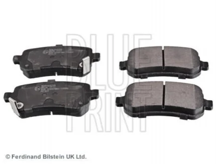 Комплект тормозных колодок из 4 шт. дисков Blue Print ADA104259