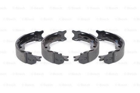 Колодки гальмівні барабанні Bosch 0 986 487 933