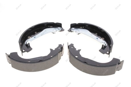 Колодки гальмівні барабанні Bosch 0986487957