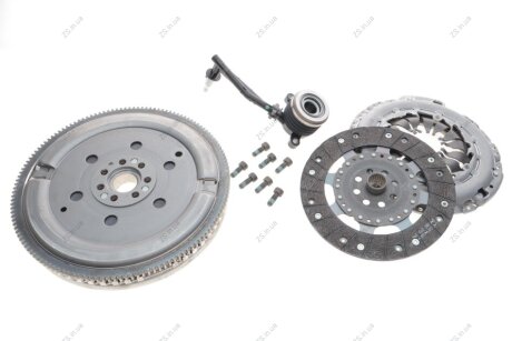 Комплект зчеплення з маховиком LUK 600 0349 00