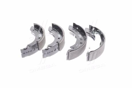 Колодка гальм. барабан. FORD ESCORT задн. REMSA 4051.00