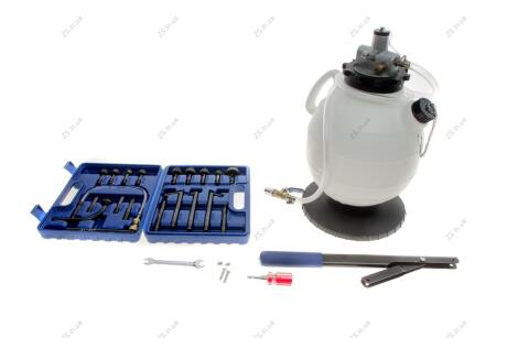 Насос для заміни масла КПП + набір з 20 перехідниками Magneti Marelli 007935013700