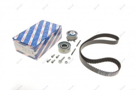 Комплект (ремінь+ролики) Bosch 1 987 948 075