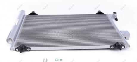 Радiатор кондицiонера Knecht/Mahle AC 585 001S