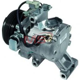 Компресор кондицiонера Denso DCP49001