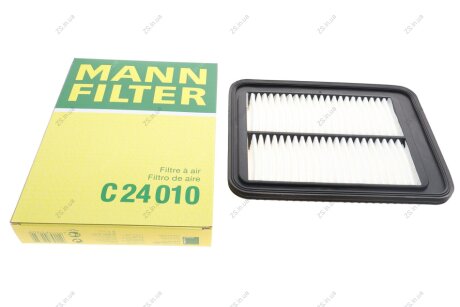 Повітряний фільтр MANN-FILTER C24010