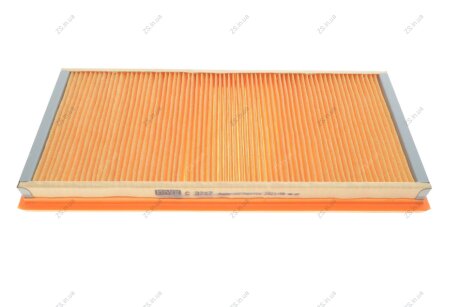 Повітряний фільтр MANN-FILTER C3747