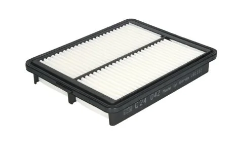 Повітряний фільтр MANN-FILTER C24042