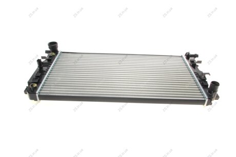 Радіатор охолодження двигуна MERCEDES-BENZ Sprinter 2.2D 09- NRF 53833A