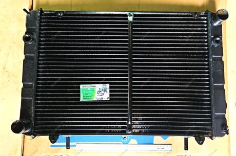 Радиатор вод. охолдж. ГАЗ 3302 (штирі) (3-х рядн.) МІДНИЙ Газель (KAMAX) ZS КМ330242-1301010-01