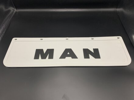 Бризковик на крило кабіни з об\'ємним малюнком "MAN" Білий (180X600) GURBUZ PLASTIK GP0605