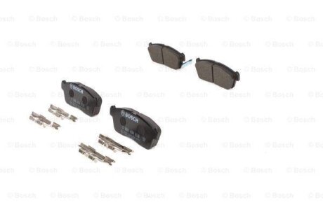 Колодки гальмівні дискові (комплект 4 шт) Bosch 0986494618